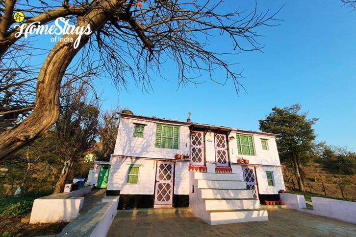 Dwarahat Village Farmstay- Babaji'S Cave ภายนอก รูปภาพ
